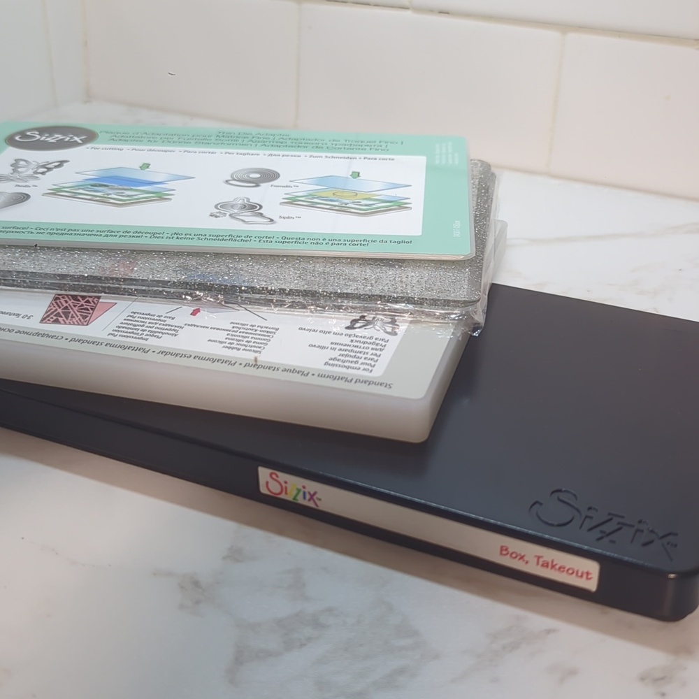 SIZZIX BIG SHOT CUTTING MACHINE - Picture 5 of 5